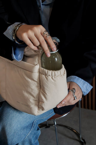 Large  Cloud Essential Sling (Oat)