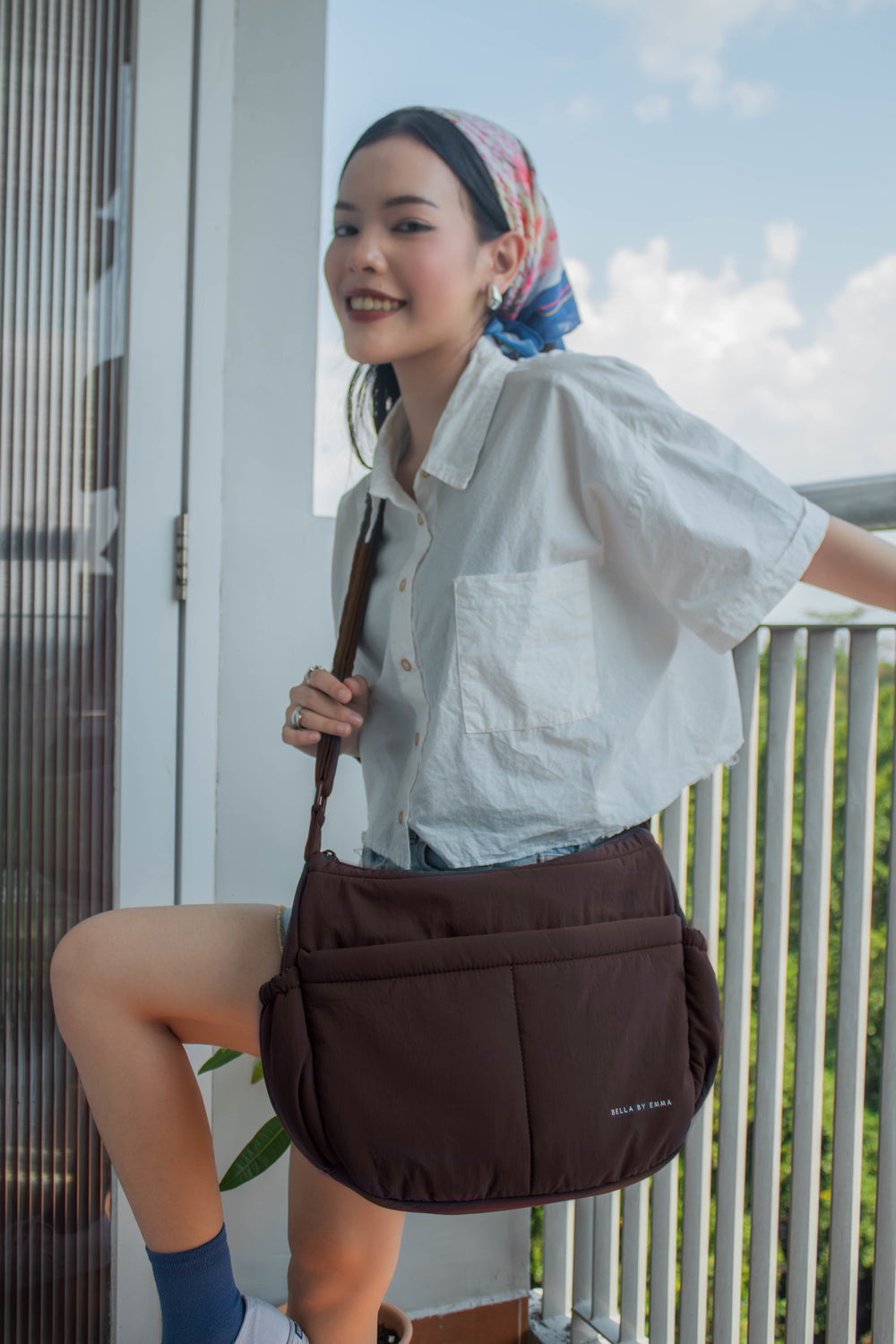 Large Cloud Essential Sling (Walnut Brown)