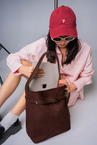Aria Bucket Bag (Chestnut - Suede)