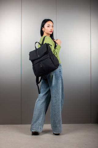 Cloud Essential Backpack (Black)