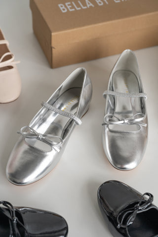 Evie Mary Jane Flats (Silver)