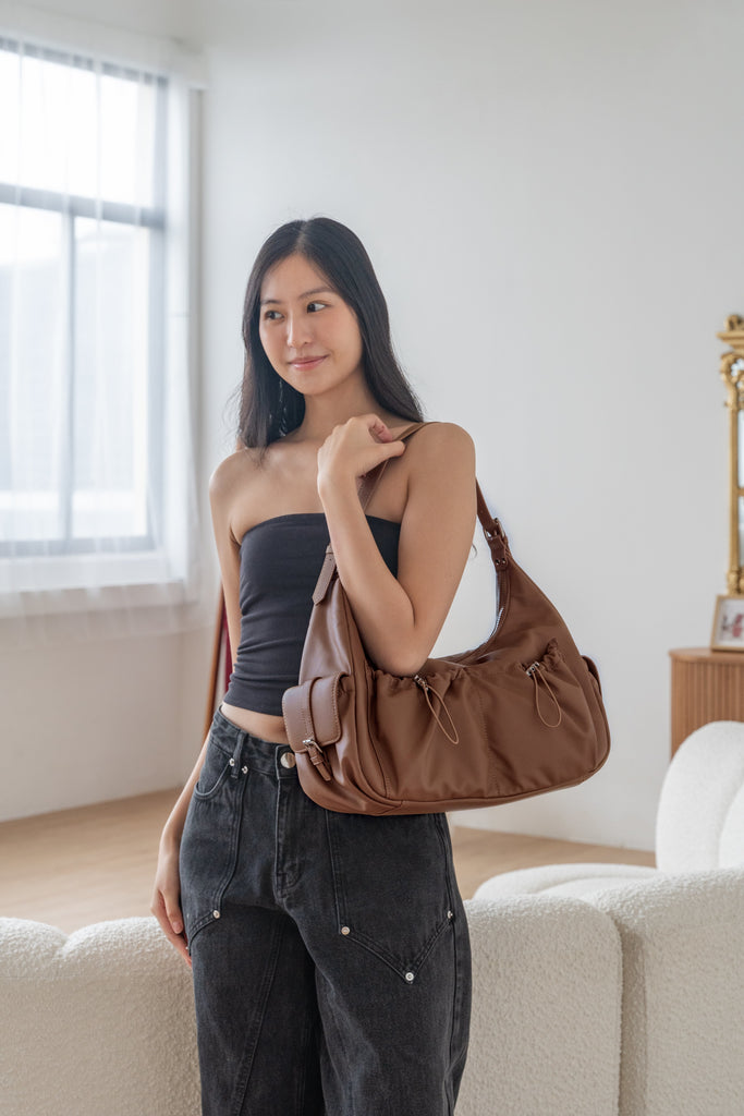 XL Mika Cargo Bag (Camel Brown)