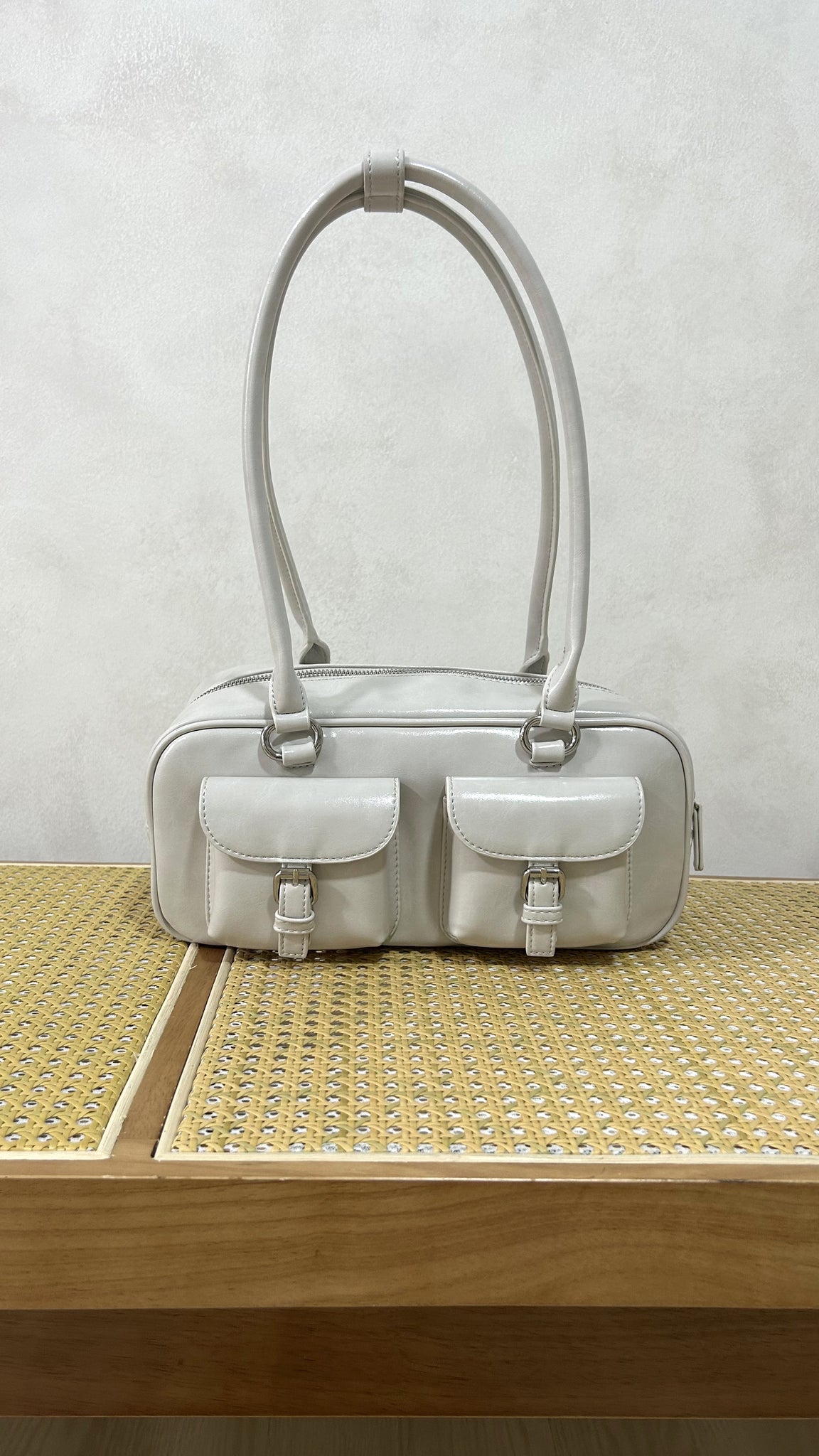 [Second-best] Josie Cargo Shoulder Bag (Pearl grey)
