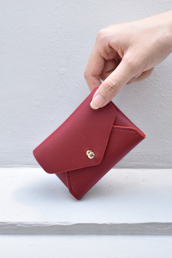 Juliet Envelope Card Pouch (Berry Red)