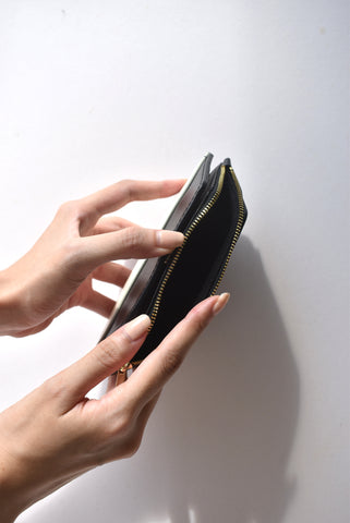 Odelia Hexagon Wallet (Black and Cream)